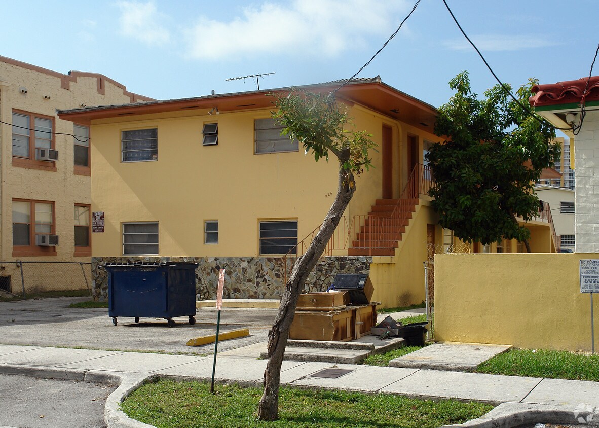 Foto del edificio - 926 SW 5th St