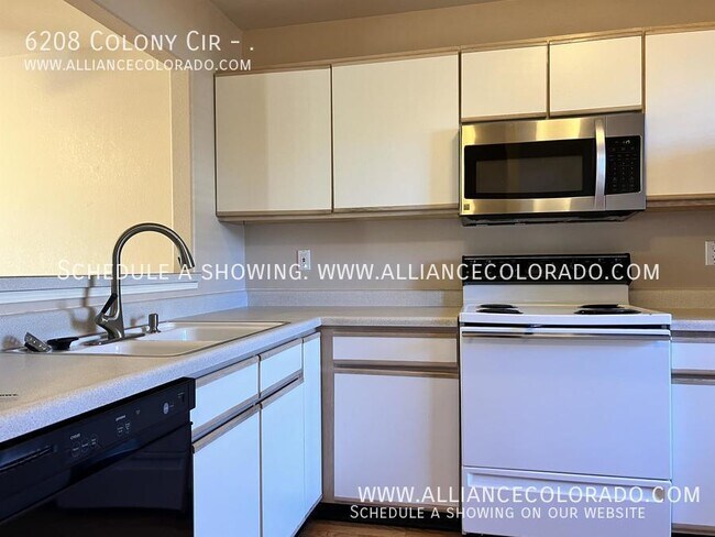 Building Photo - 6208 Colony Cir