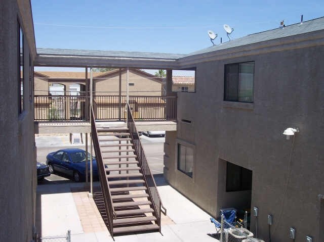 Building Photo - Palms Springs 8-plex