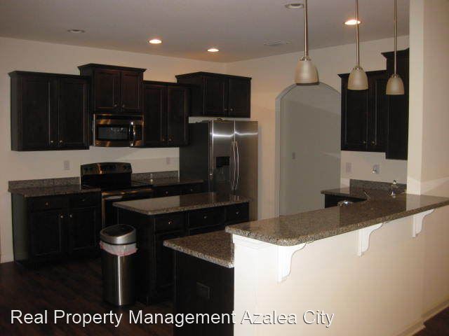 Building Photo - 4 br, 2.5 bath House - 1270 Colleton Dr