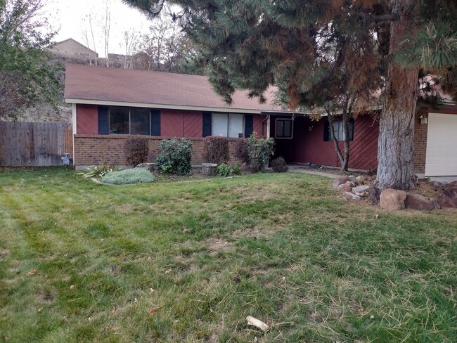 Foto del edificio - Classic South East Boise Home Available Now!