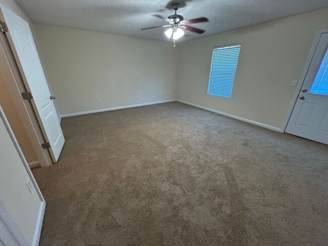 Building Photo - BRIDGEWATER HOME! PRE-LEASING FOR AUGUST 2026!