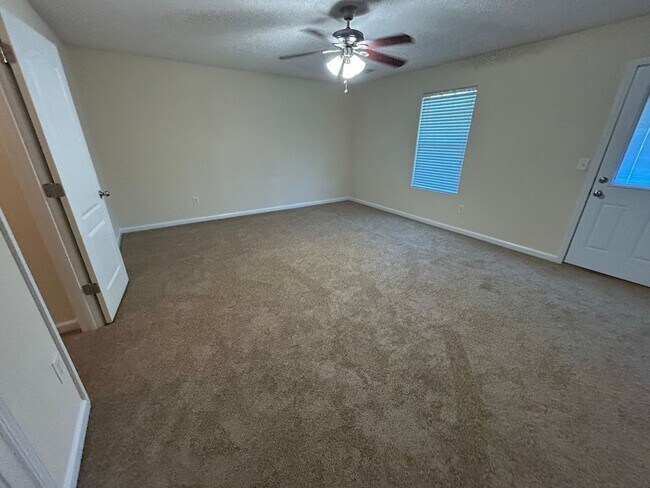 Foto del edificio - BRIDGEWATER HOME! PRE-LEASING FOR AUGUST 2026!