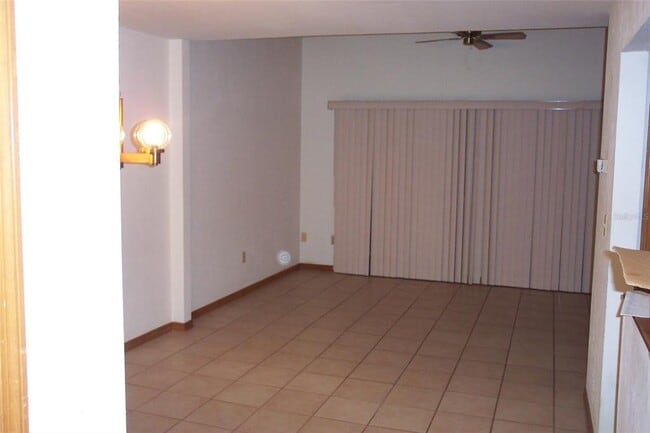 Building Photo - 816 SW 55th Terrace