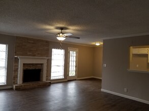 Building Photo - 6814 Agua Calientes Building Photo - 6814 Agua Calientes