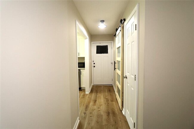 Foto del edificio - 3572 Orbit Ct
