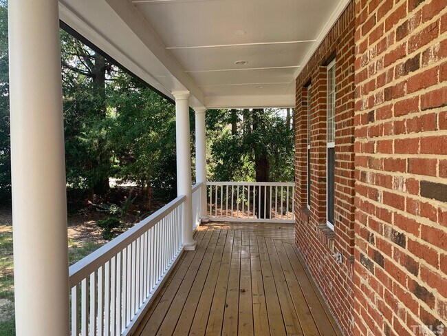 Building Photo - 101 Palmwood Ct