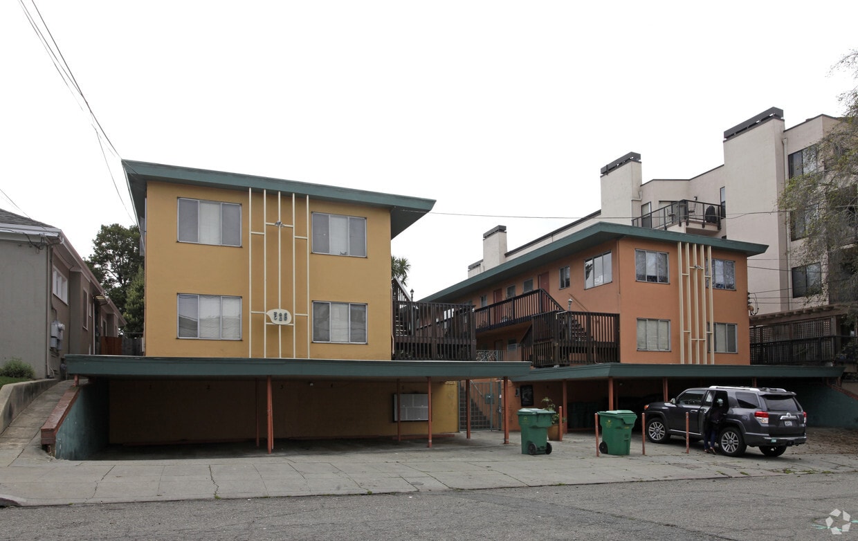 Primary Photo - 328 Hanover Ave