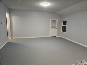 Building Photo - 9658 Holly Patch