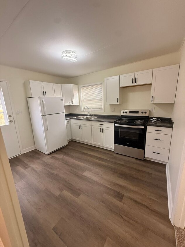 Photo - 2004 Wilmington Avenue