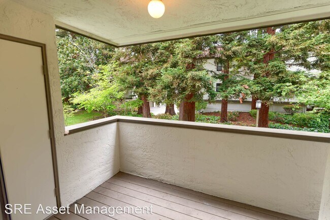Foto del edificio - 1 br, 1 bath House - 701 San Conrado Ter #3