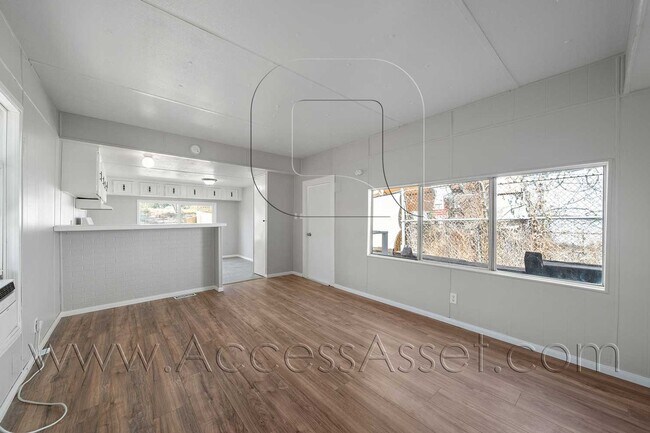 Building Photo - Charming And Cozy 2 Bed/1 Bath Mobile Home...