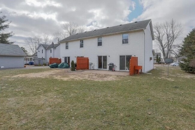 Building Photo - 536 Ross Ave