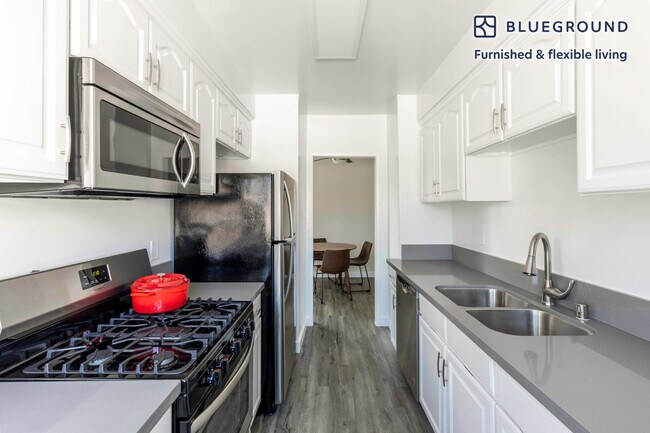 Foto del edificio - 11645 Gorham Ave