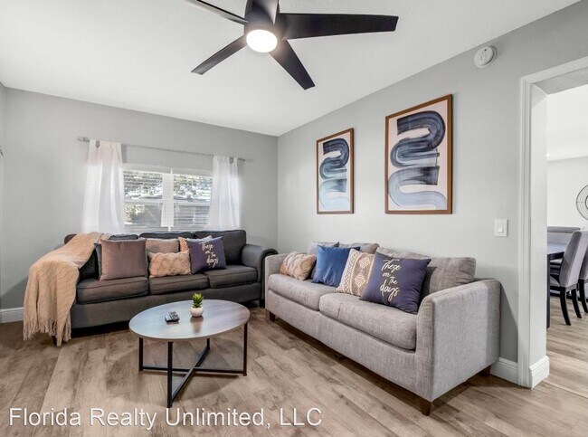 Foto del edificio - 3 br, 2 bath House - 1250 Howard Street
