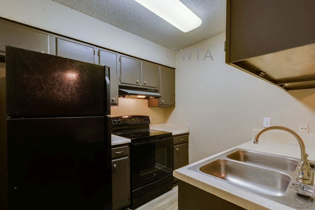 Building Photo - 2 bedroom in San Antonio TX 78238
