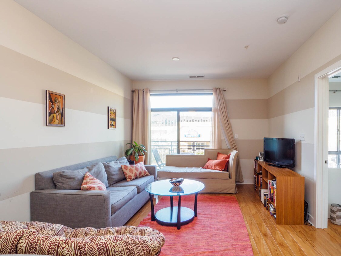 Foto principal - 8005 13th St