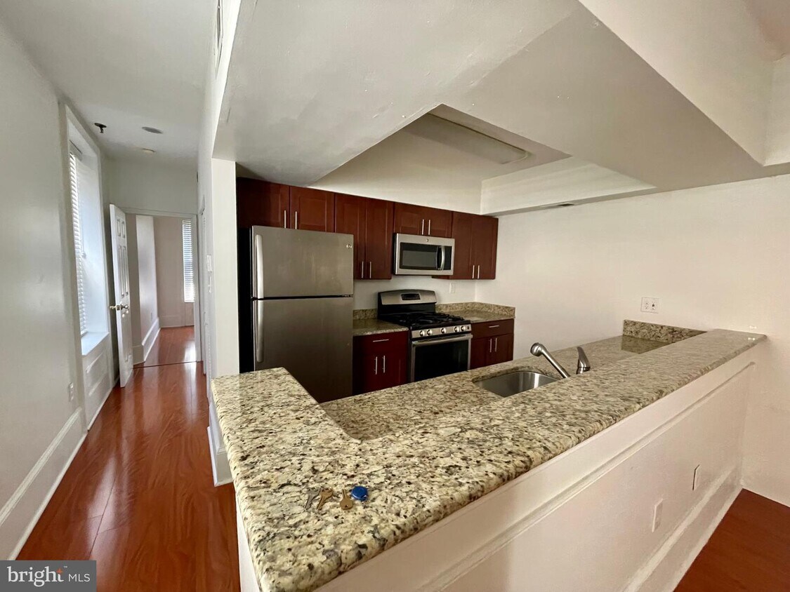 1604 Wallace St Unit 102, Philadelphia, PA 19130 Room for Rent in