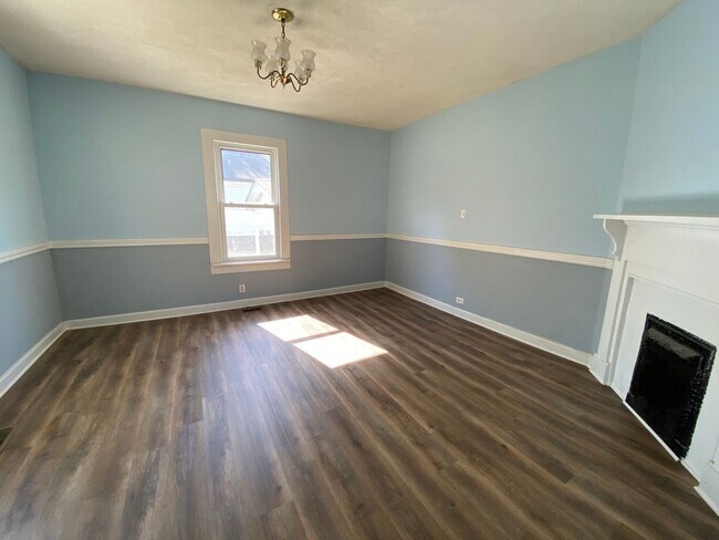 Foto del edificio - Exclusively Offered by Muse Realty, LLC