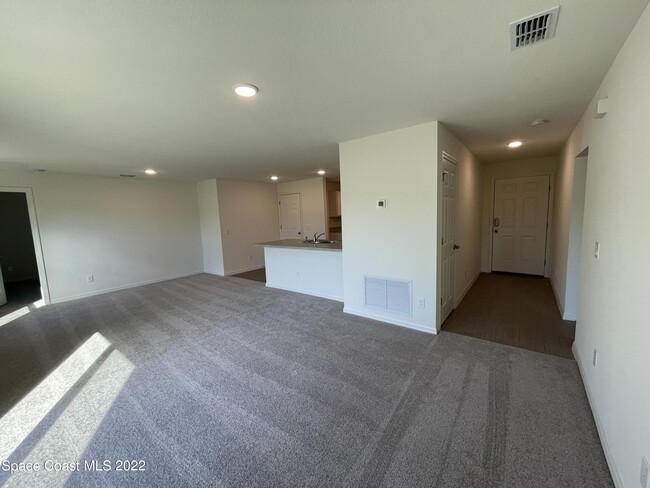 Building Photo - 1218 Landau Rd SW