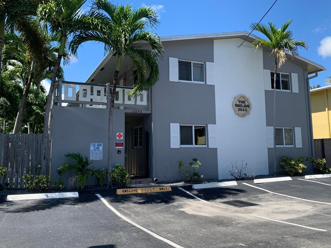 Foto principal - 2643 NE 8th Ave