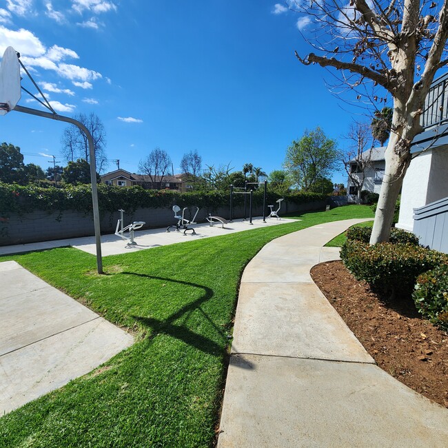 Fuera del GIMNASIO - Oak Hill Apartments