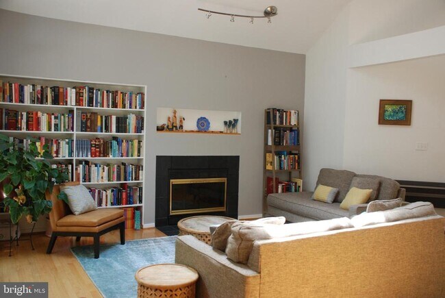 Foto del edificio - 11605 Brandon Hill Way
