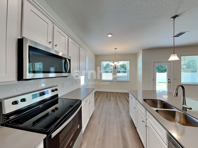 Foto del edificio - 1044 Heavenly Dr