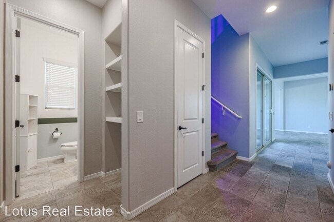 Foto del edificio - 3 br, 2.5 bath House - 1081 S Jay St.