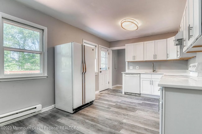 Building Photo - 1612 Evans Rd