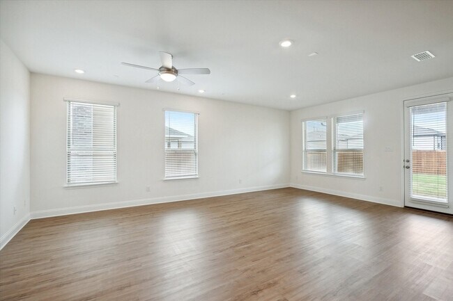 Foto del edificio - 2521 Wayne Ave