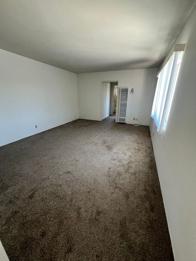 Foto del edificio - Midtown Ventura - 1 bedroom, 1 bathroom up...