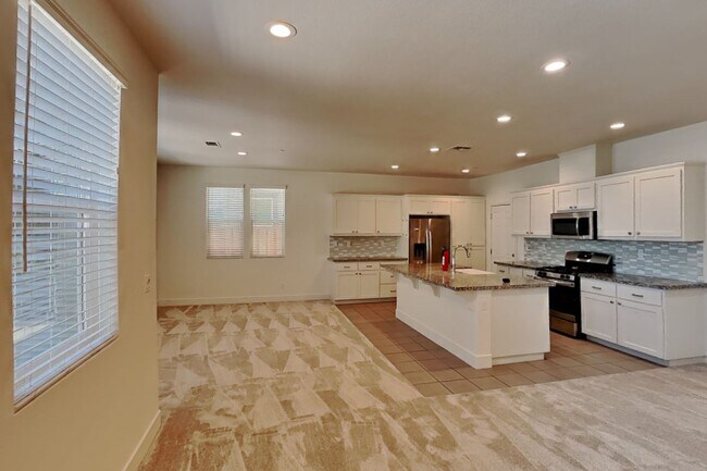 Building Photo - Cordelia 2000+ Sq Ft. 3/2 Home Available Now