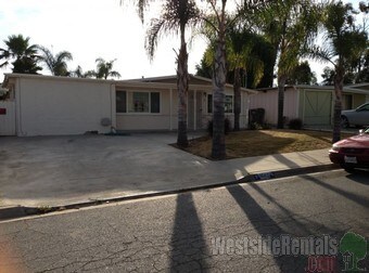 Foto principal - 9682 Osage St