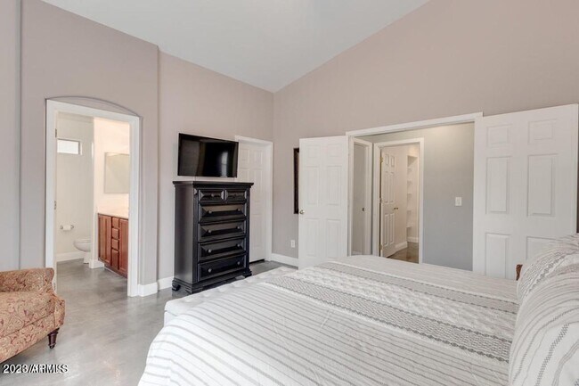 Building Photo - 22246 E Calle de Flores