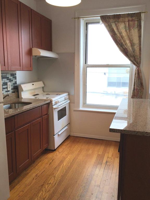 Foto del edificio - 1864 W 4th St