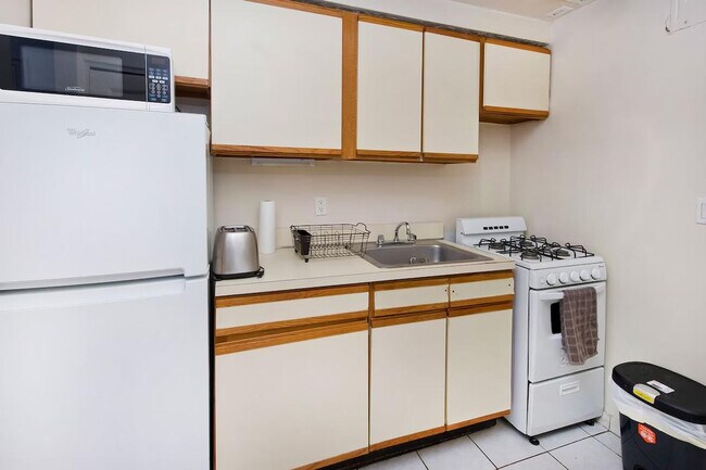 Foto del edificio - 325 E 80th St