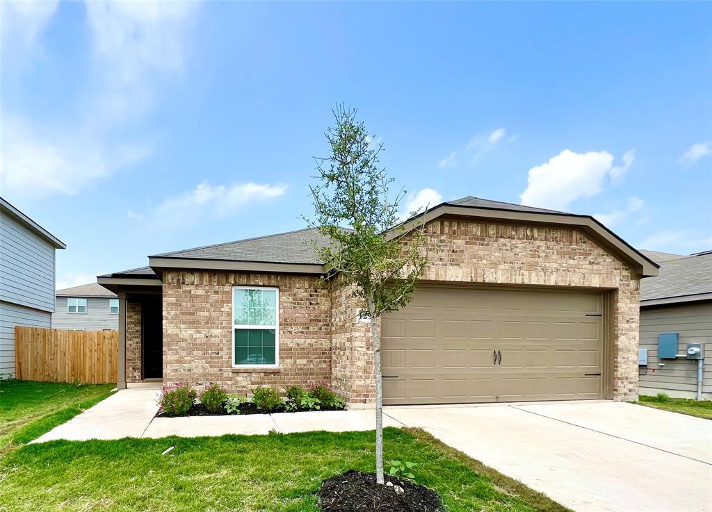 129 Dupont Pass, Jarrell, TX 76537 House Rental in Jarrell, TX