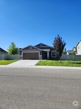 Building Photo - 843 Bighorn Dr