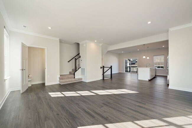 Foto del edificio - NEW CONSTRUCTION 3 Bedroom Townhouse w/2 F...