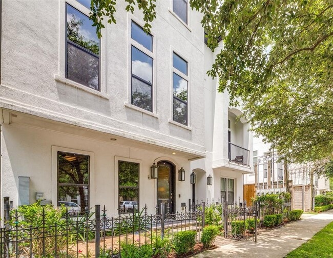 Building Photo - 1709 Ashland St