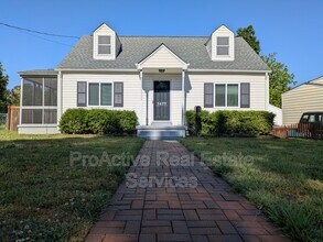Building Photo - 3477 E Bonner Dr
