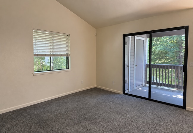 Foto del edificio - 2701 Harvest Ln