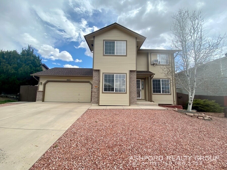 1005 Lindstrom Drive House for Rent in Colorado Springs, CO