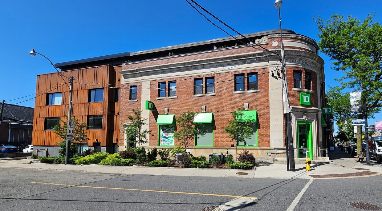 Primary Photo - Bank Lofts -The Junction