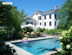 Building Photo - 23 Howard St