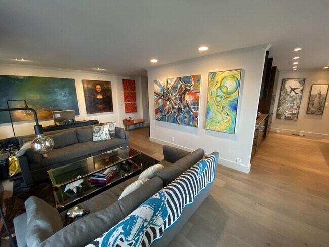 Foto del edificio - 420 Melrose Condominiums ~ Capitol Hill