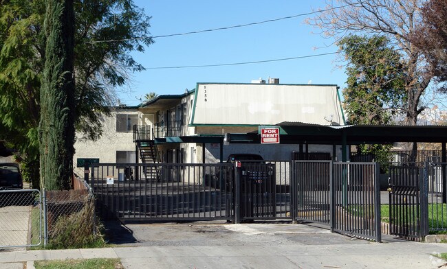 Foto del edificio - 1358 N Arrowhead Ave