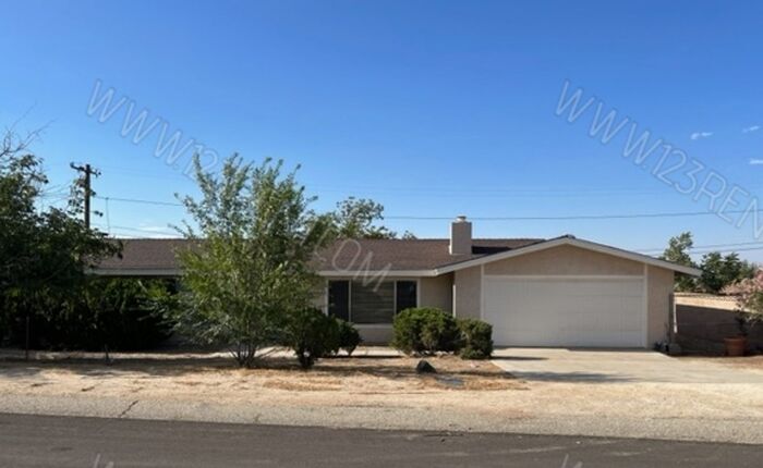 Primary Photo - 3BD/2BTH SINGLE STORY HOME IN PEARBLOSSOM