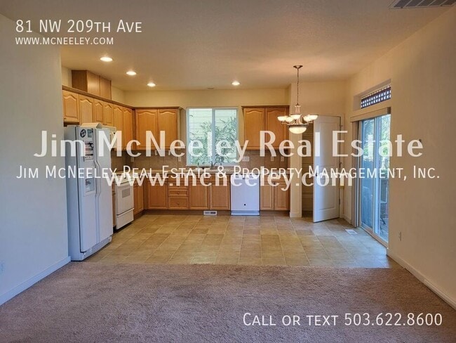 Foto del edificio - 81 NW 209th Ave